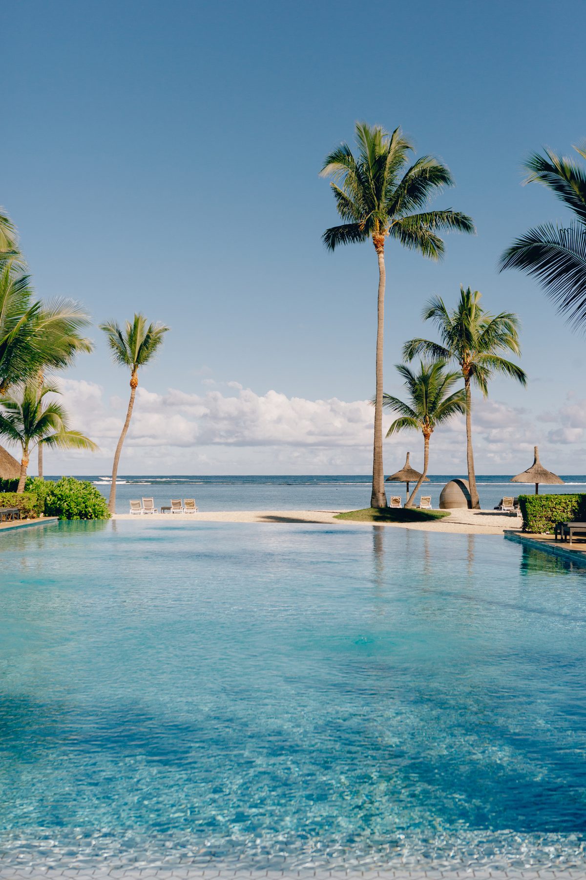 Sugar Beach Resort Mauritius – Strandvilla mit tropischem Gartenblick