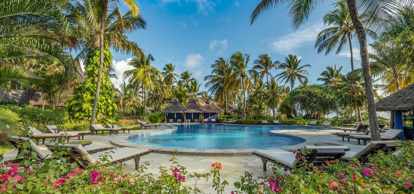 Breezes Beach Club & Spa desktop