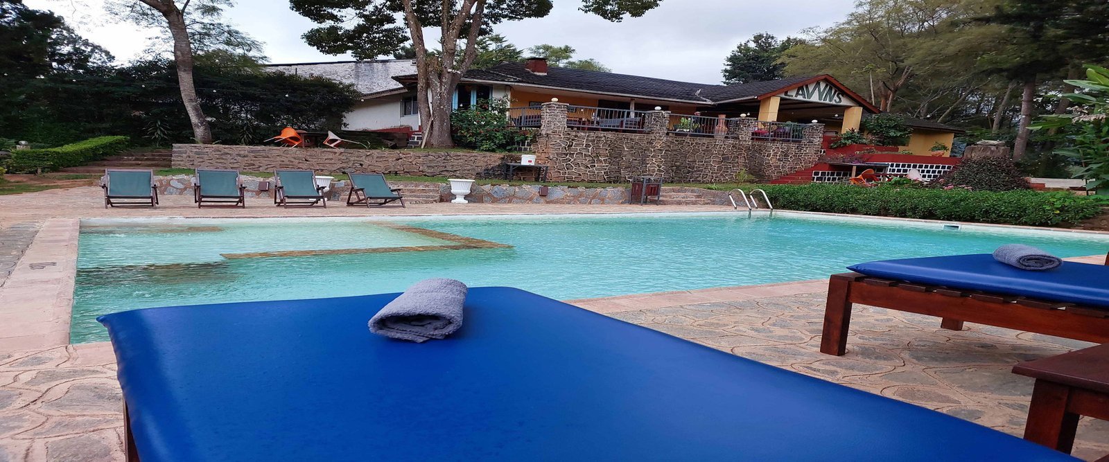 Lawn Hotel Lushoto desktop